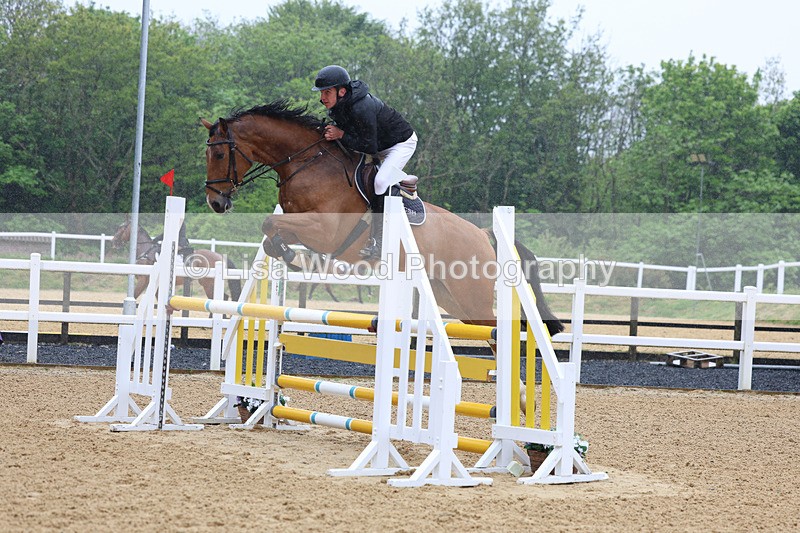 3E7A7078 - Class 7: Senior Newcomers/1.10m open
