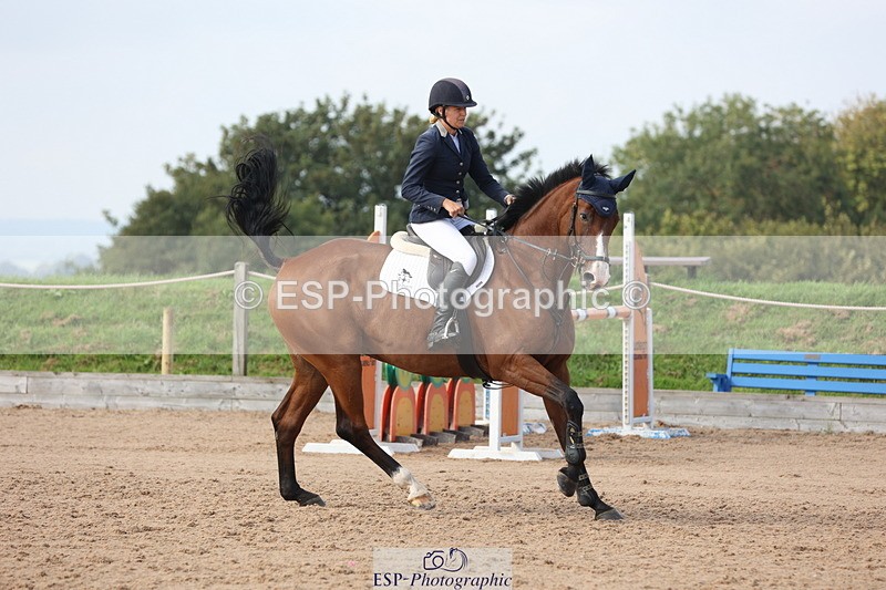 230915A-111636-01693 - Cls 2 Snr Foxhunter