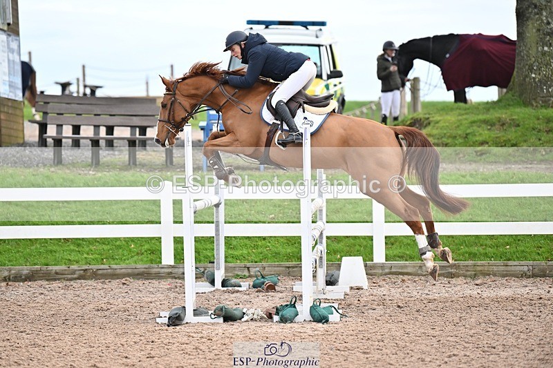 241206-130705-00911 - Cls 5 Newcomers and 1.10m Open