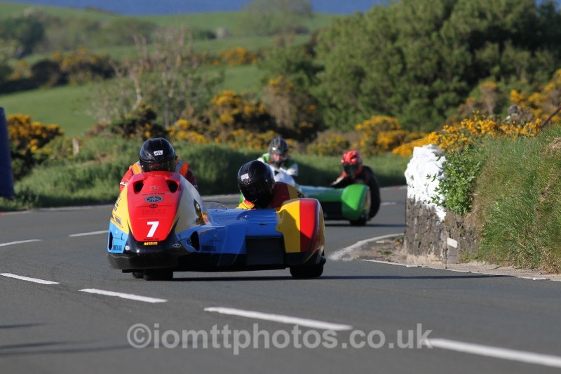 Ian Bell / Carl Bell* Yamaha / Ian Bell Motorcycles - Monday Practice - Sidecars