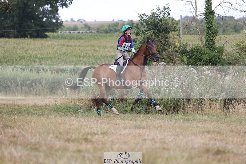 250802A-154234-06822 - F-275-Maisie.Randle-NINE'S.ENOUGH