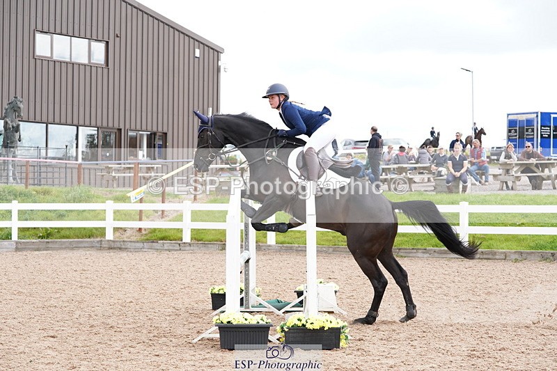240915A-111240-09317 - Cls 33 85cm Amateur Qualifier