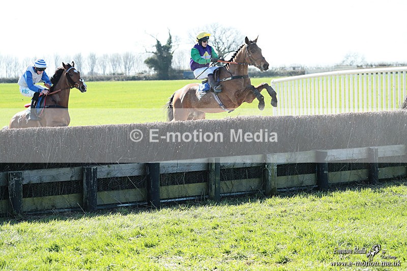 PtP 210326 108 - VWH Cirencester Races 21/03/26