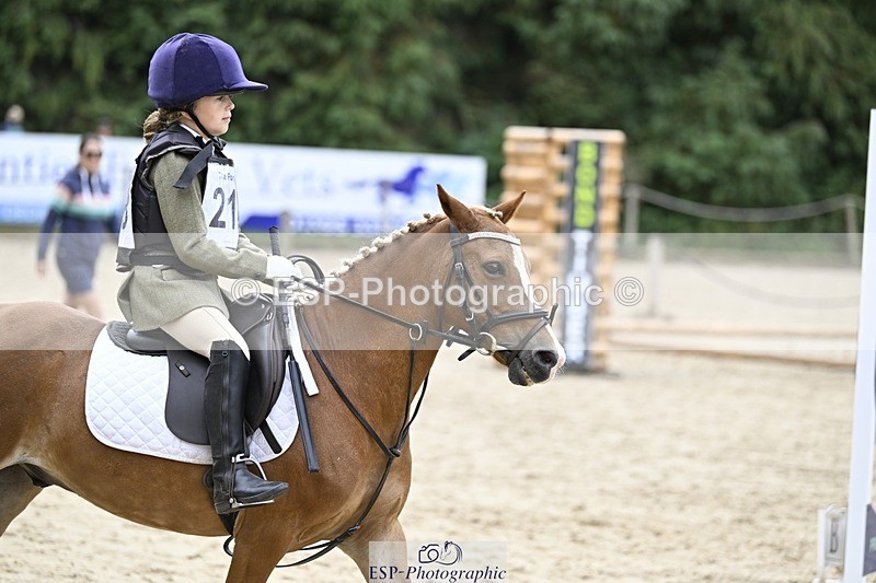 250820A-130729-06915 - Round 1, Start to 1.30pm Break