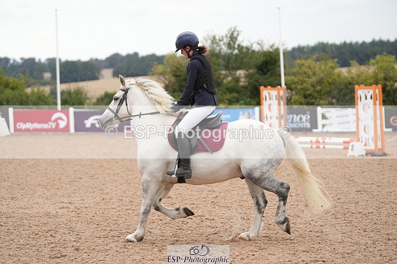260825B-150230-00008 - Clear Round