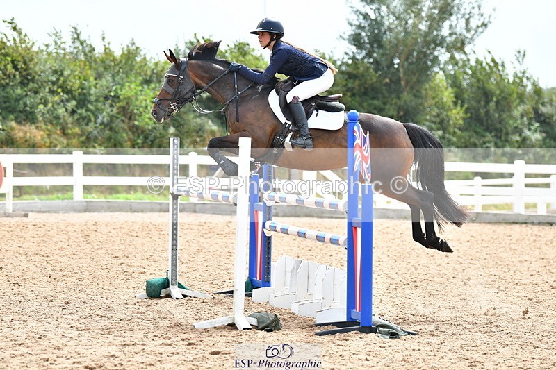 230819A-124934-00547 - Cls 26+28 Pony Foxhunter & 1.15m