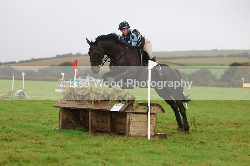 3E7A1851 - Class 4: 80cm: Box