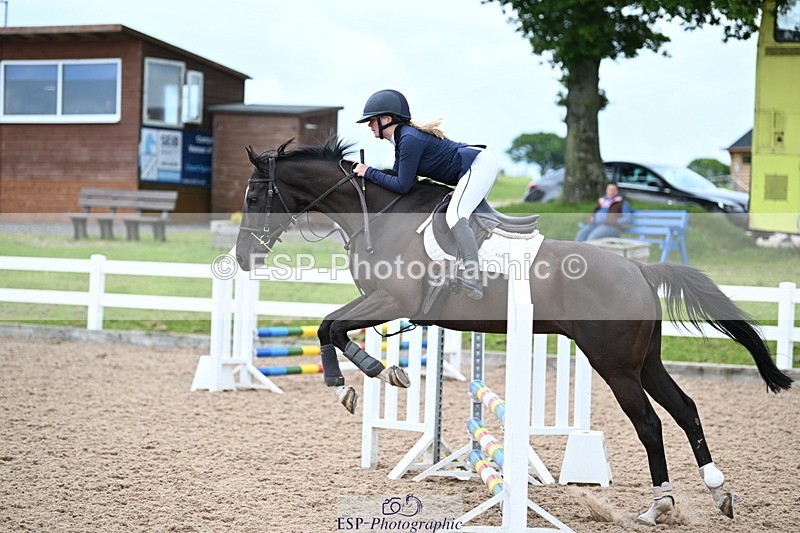 240611A-165225-00326 - 70cm