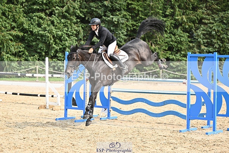 240818-151542-05143 - Cls 12A Snr Foxhunter & 1.20m Open