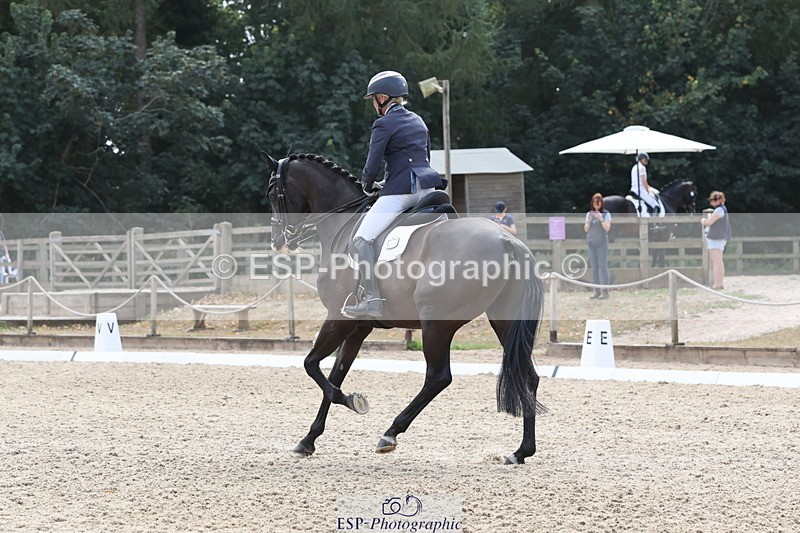 250809A-150929-04494 - 043-Louise.HutchinsonKingstone-W