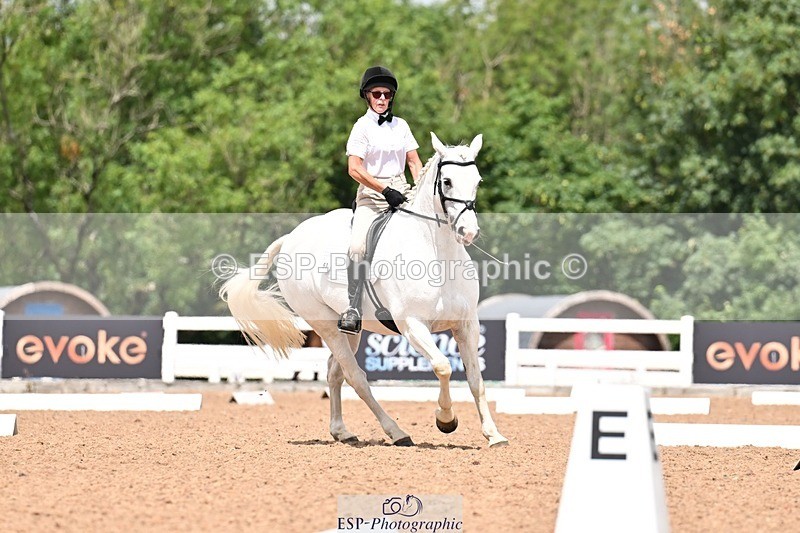 260704-132145-04835 - Cls 4D Senior Intermediate Novice 1