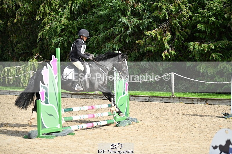 251004A-131225-01187 - Classes 6 & 7 60cm