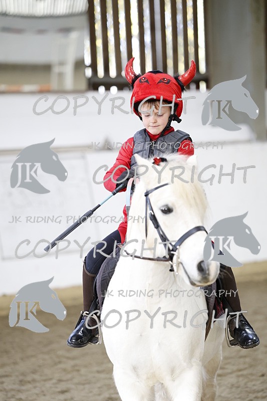 _T0A0949 - Class 1 Cross poles