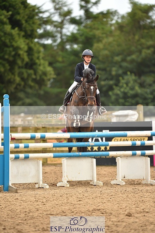 230618-135030-12805 - Cls 25 Pony Foxhunter & 1.10m Open