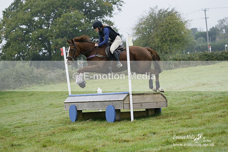 WWHT 171021 0066 - Novice Restricted (0.80m)  17/10/21