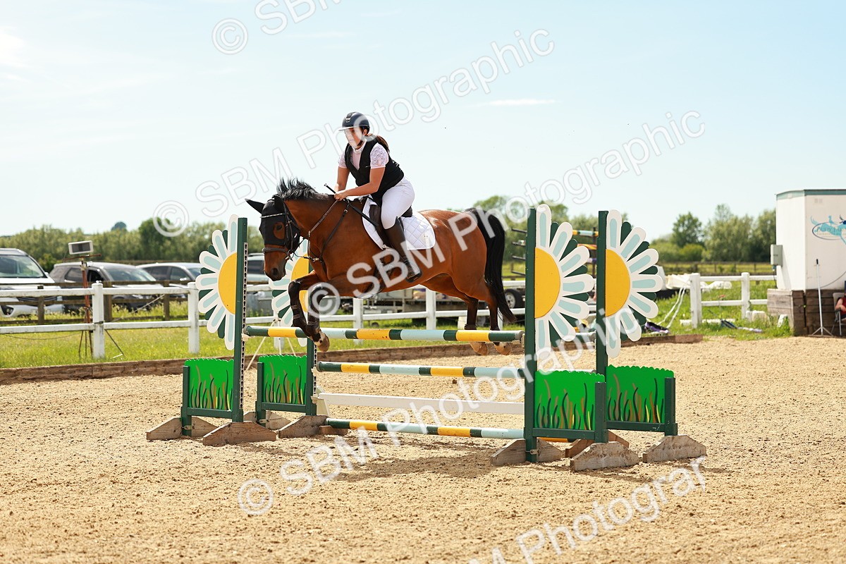 SBM_002370 - Class 4 - Senior Newcomers - 1.10m