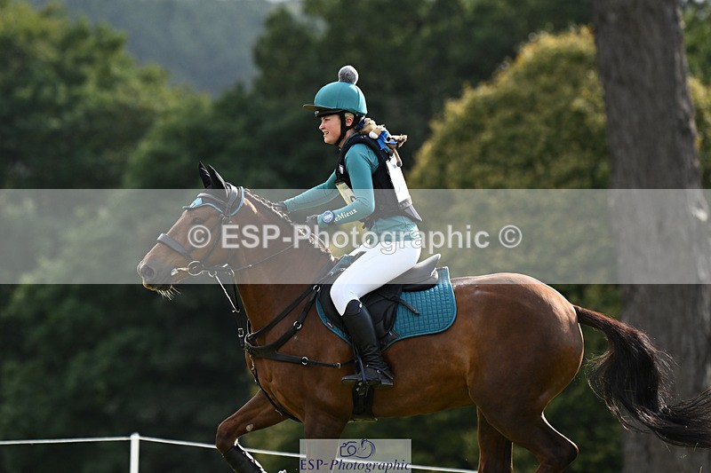 240825X-171147-37436 - 80cm XC 16.30 to 17.30