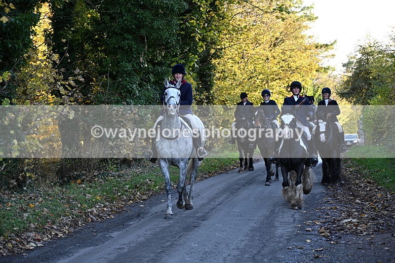 WJ6_9769 - Walk Home