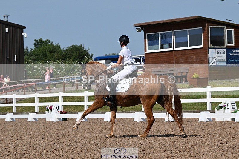 250621-161523-12052 - Cls 33 - Medium 6