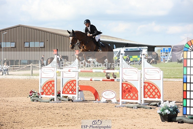 250427-160452-18316 - Cls 24 - 1 Star Gold Tour