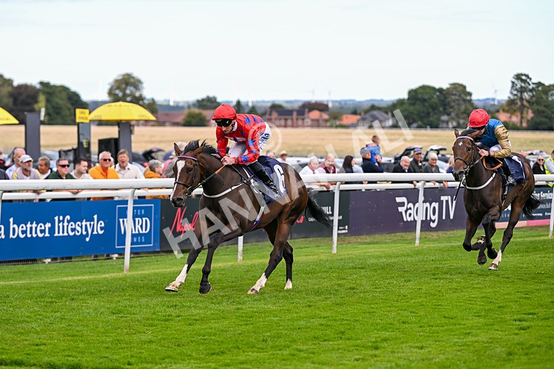 160926-Race 3-Myesme-0111 - Race 3 3.18pm Napoleons Casino And Restaurant Hull EBF Fillies' Novice Stakes