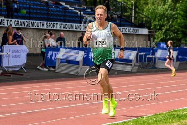 CEM26-913313 - Track Male Set One