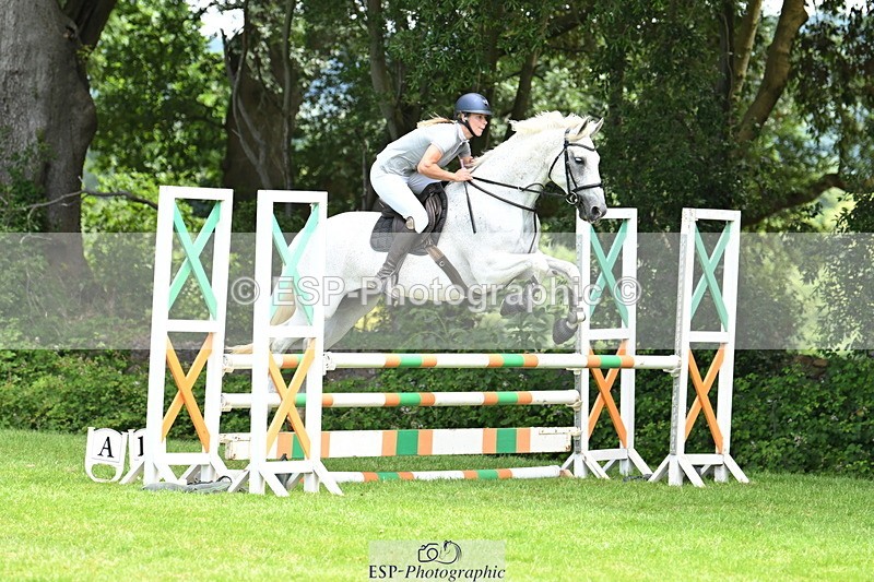 250704A-113851-07320 - Cls 25 Snr British Novice and 90cm