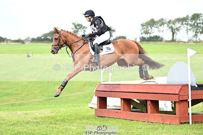 240831A-124942-02729 - 018-Tabitha.Trevelyan-Johnson-DUEL.IN.THE.SUN