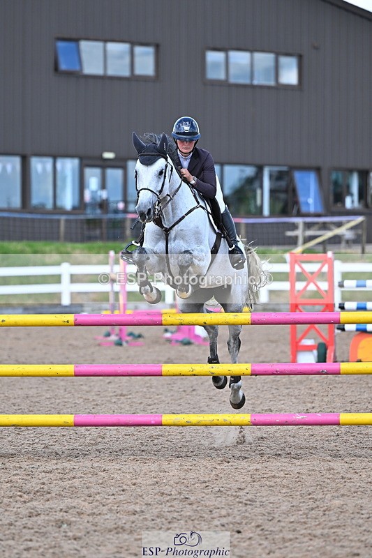 240619A-160705-01132 - Cls 5 Snr Foxhunter and 1.20m Open