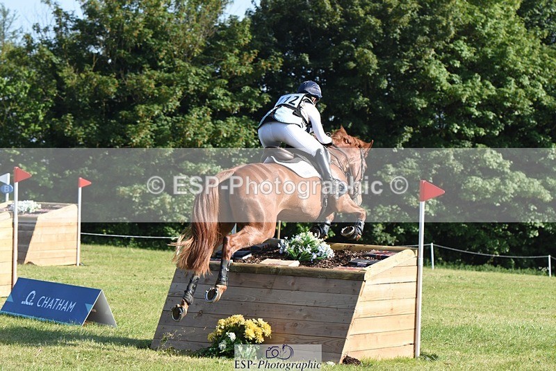 230527-173206-14169 - 112-BILLY_MAPLE-Kitty_King-XC