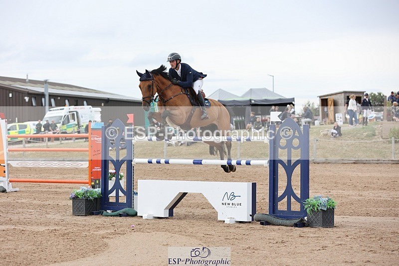 250719-175012-17539 - Cls 7, 3 Star Big Tour Break to End