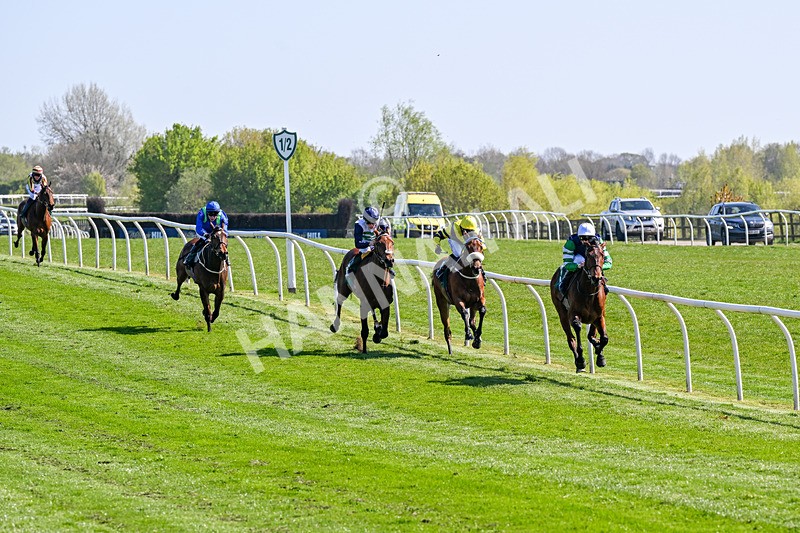 220426-Race 3-Cranachan-0282 - Race 3