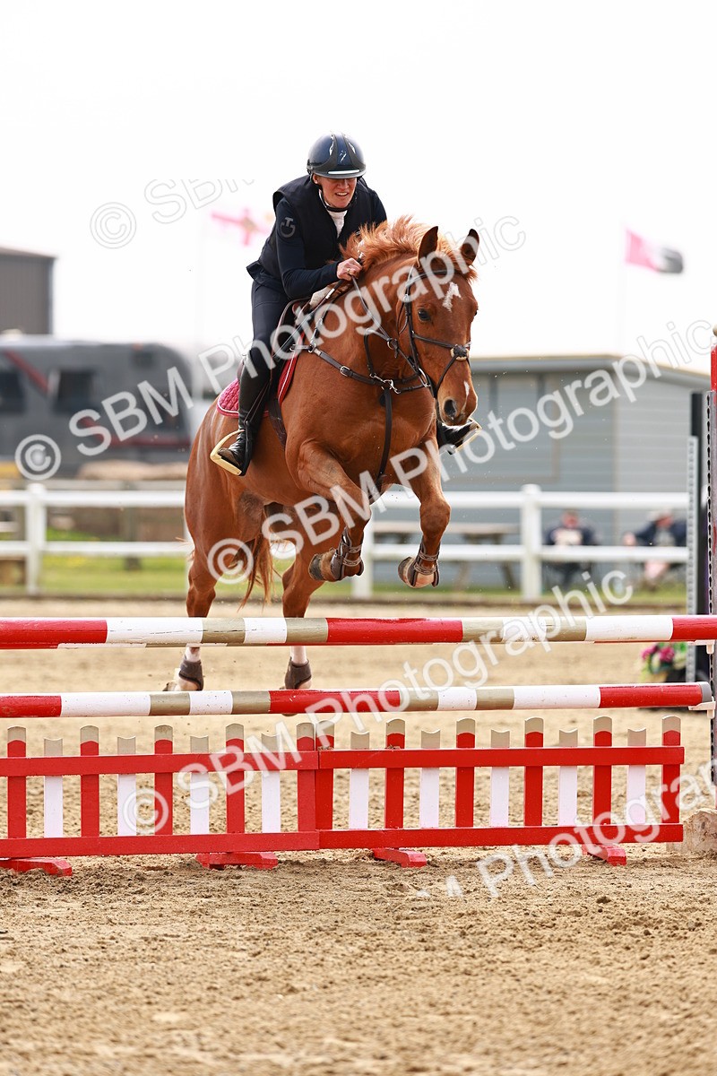  - Class 17 - Senior 1.05m