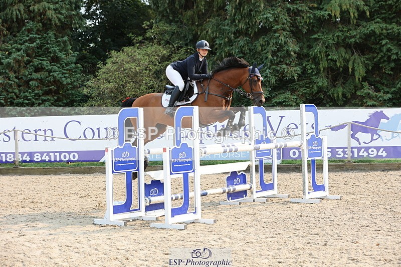 250816A-160659-02648 - Cls 9 Snr 1.10m Open