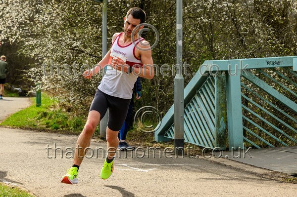 Livirelays25-914330 - Male Set One