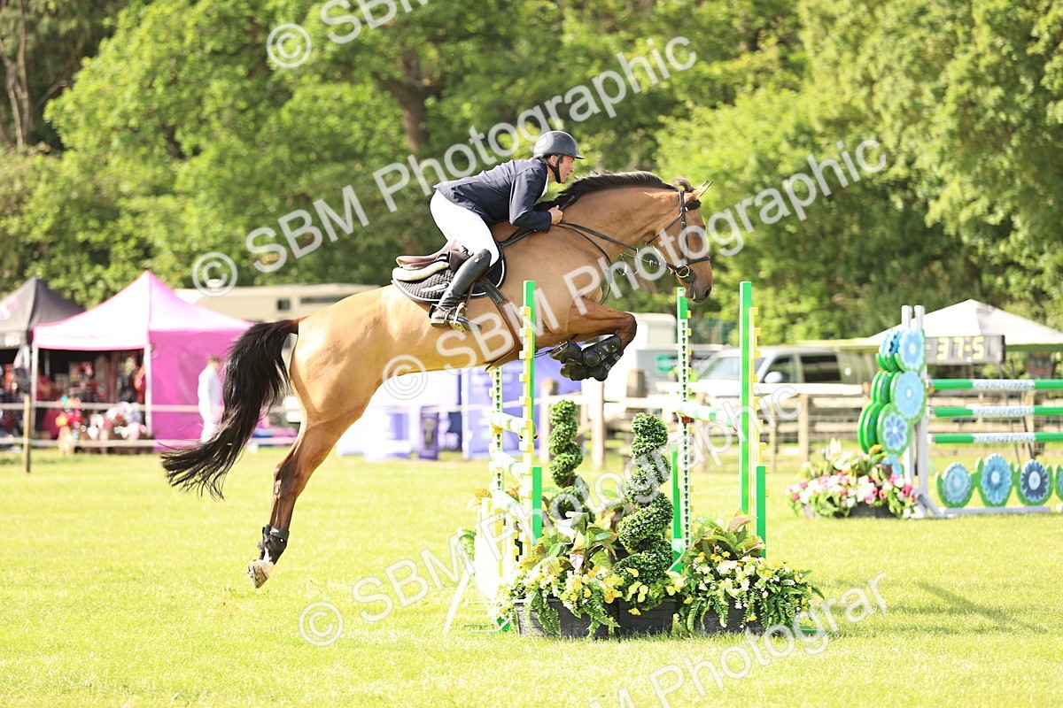 SBM_01366 - Class 200 - Martin Grant Homes Welcome Stakes 1.25m Open