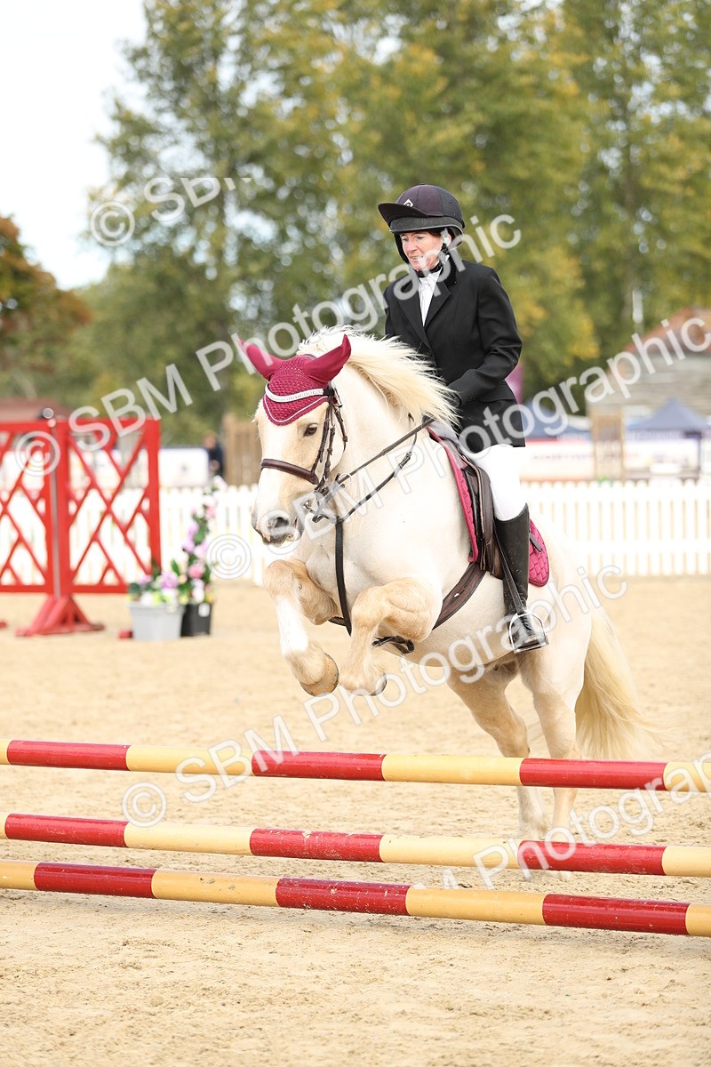 SBM_04593 - J28 - Senior Horse & Pony 60cm Championships
