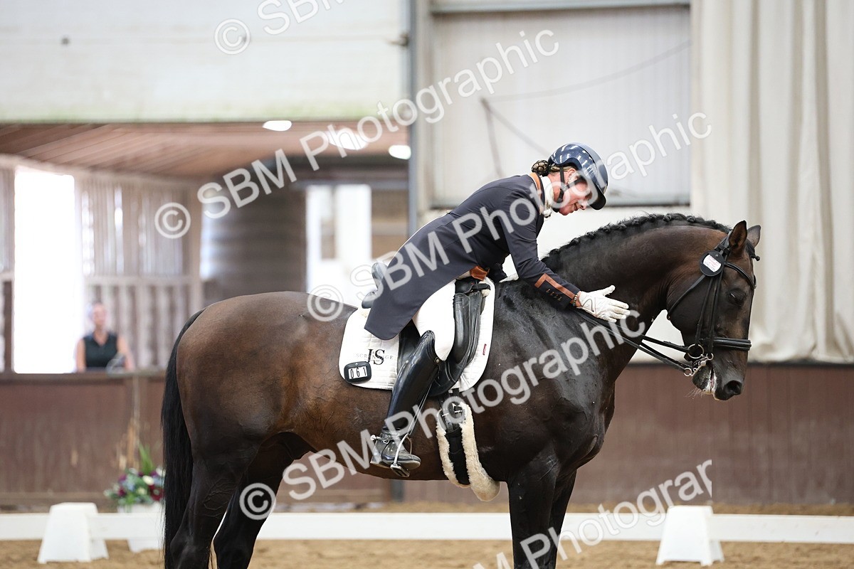 SBM_004424 - Class 9 - FEI Inter 1 Gold - 15.55-16.43