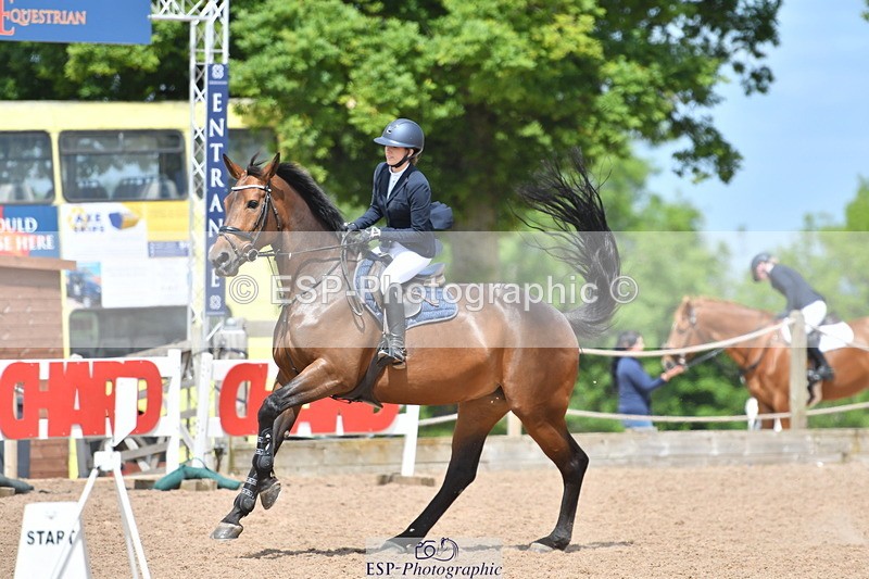 240609A-114250-04700 - Cls 17 Snr 1.05m Open