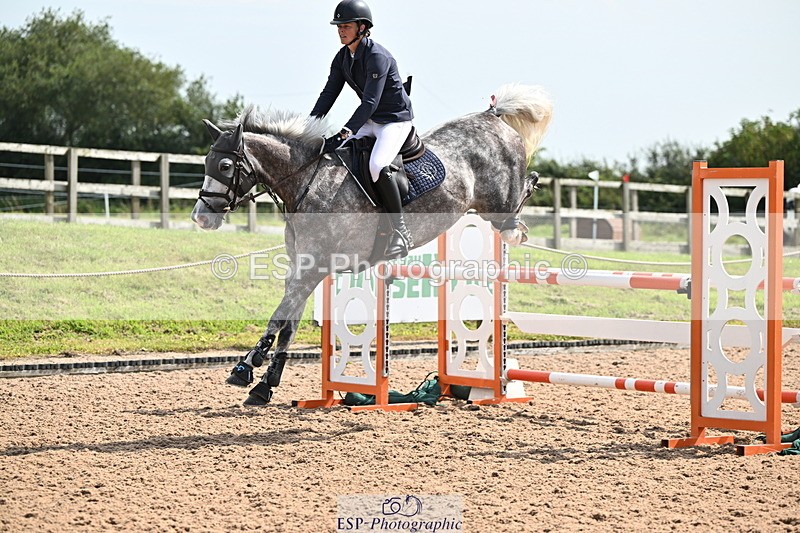 240828A-135507-00740 - Cls 4 Snr Newcomers and 1.10m Open