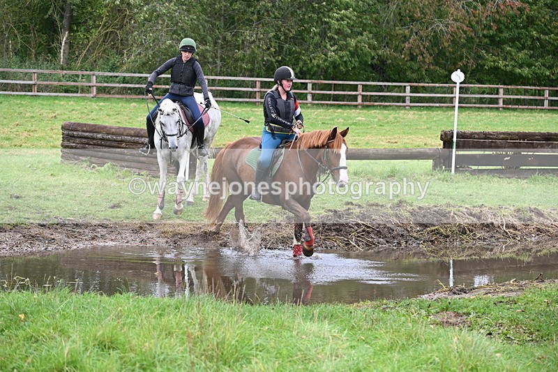 WJ6_4568 - Time at Photographer 11:57 to 12:14