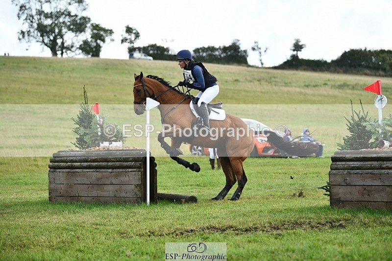 250831-102400-05963 - H-354-Issy.Colwell