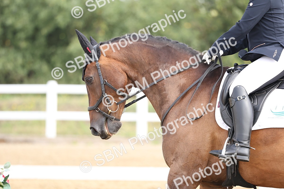 SBM_005711 - Class 6 - Novice 6 - 10.26-11.29