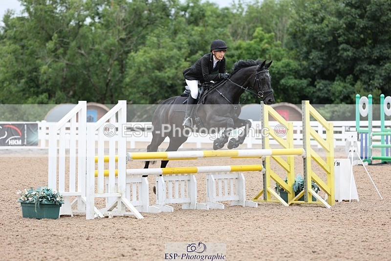 250625-101917-00132 - Cls 1 British Novice and 90cm Open