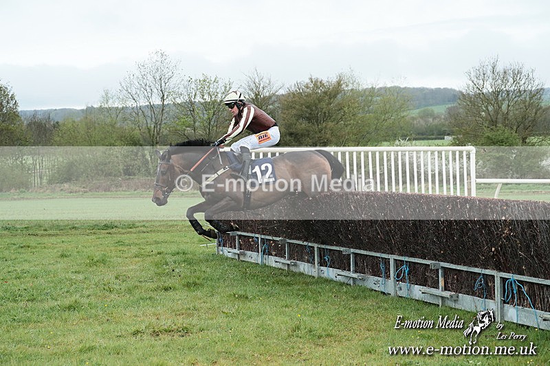 PtP 210425  420 - Paxford Races Easter Monday 21/04/25