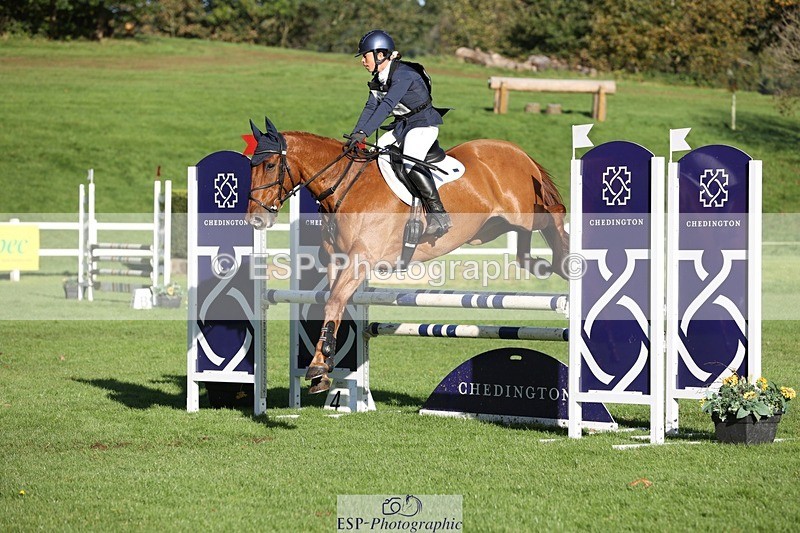 231022-103255-24597 - 656-DUNARD.RED.KNIGHT-Naomi.Watkins-TrotUp+SJ