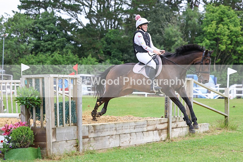 3E7A0974 - Class 4: 70cm Senior