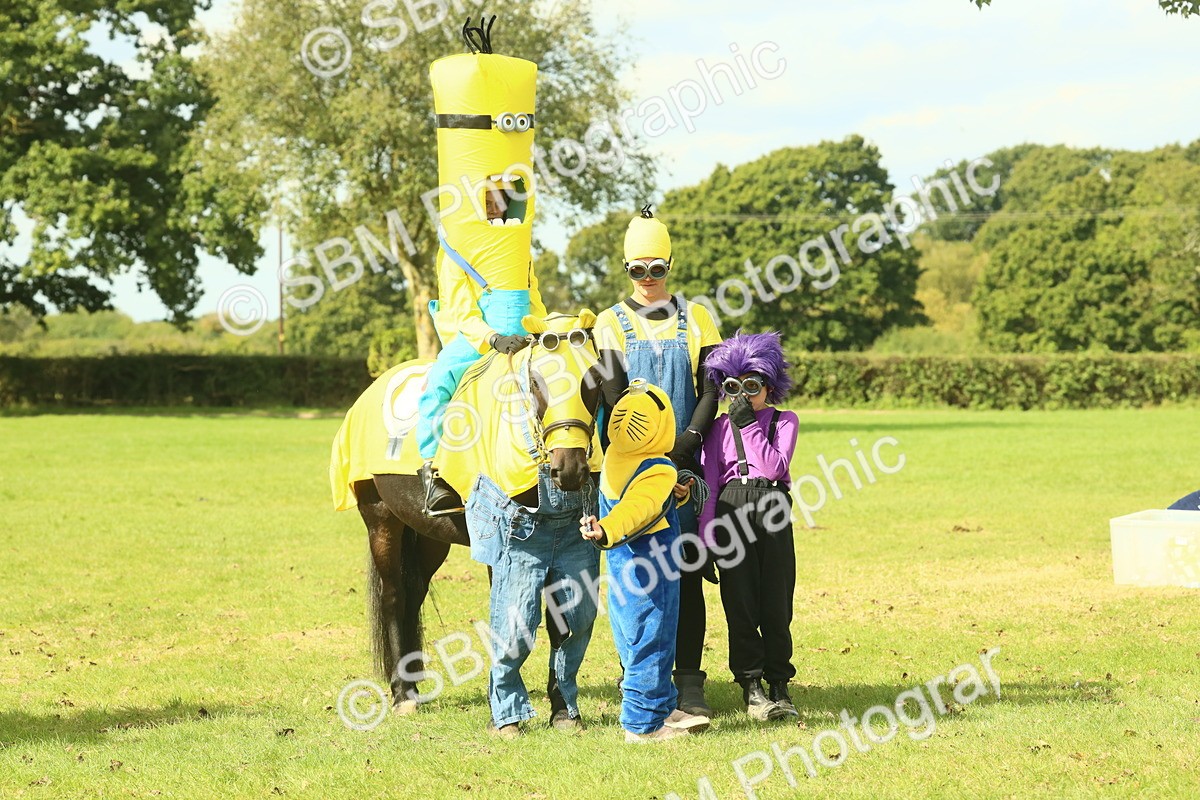 SBM_63645 - S35 - Fancy Dress Showing