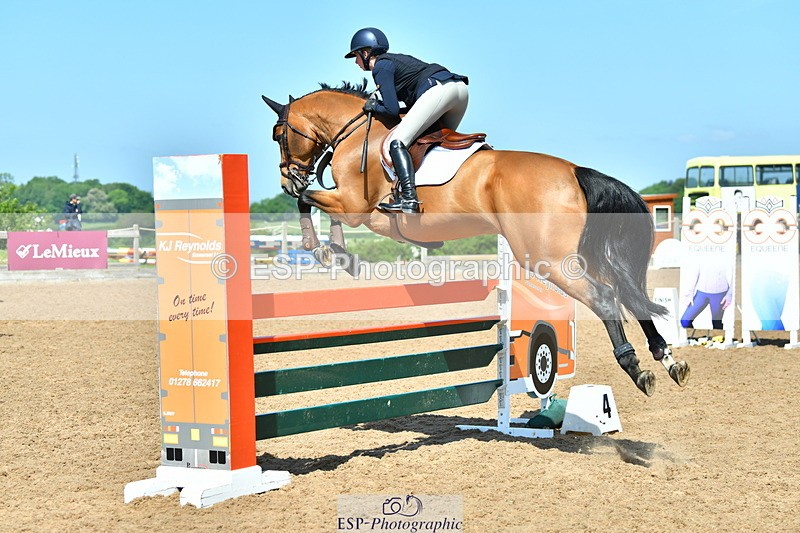 230527A-110257-03814 - Cls 14 Newcomers