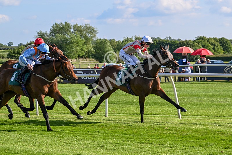 100625-Race 2-Right And Exact-6610 - Race 2